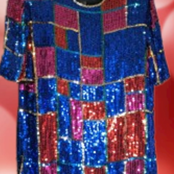 Hasting & Smith L vintage sequin top. Lining is silk. Beautiful Holiday top. - Picture 2 of 2